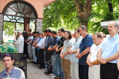 Boğularak hayatini kaybeden temizce dualarla son yolculuğuna uğurlandi