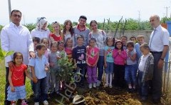 Topluma hizmet için kazimiye cumhuriyet ortaokulu'nu seçtiler