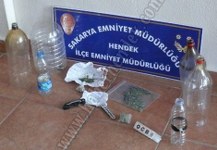 Hendek polisinden yilbaşi uyuşturucu alemlerine şok baskinlar