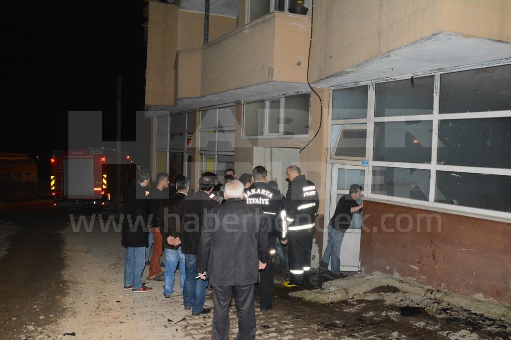 Çamlıca’da Çıkan Yangını Vatandaşlar Söndürdü