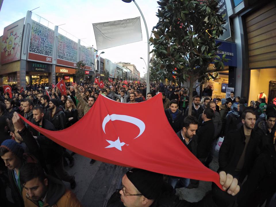 Ülkücüler  'Fırat Çakıroğlu' için Çark'ta yürüdü!