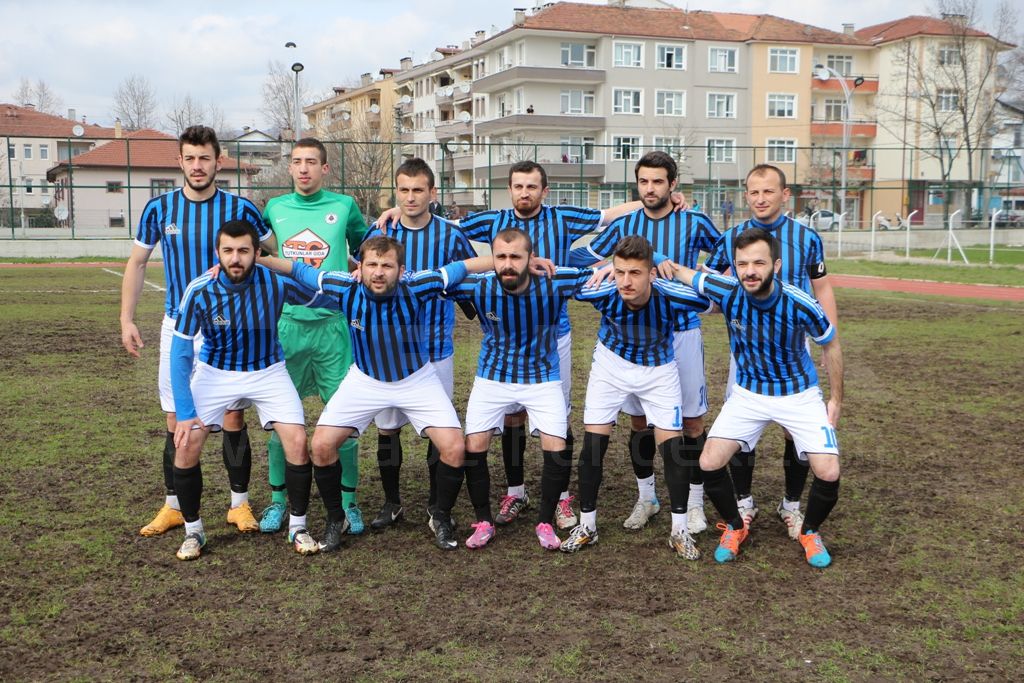 Yeni Hendekspor Bir Puanla Sahadan Ayrıldı