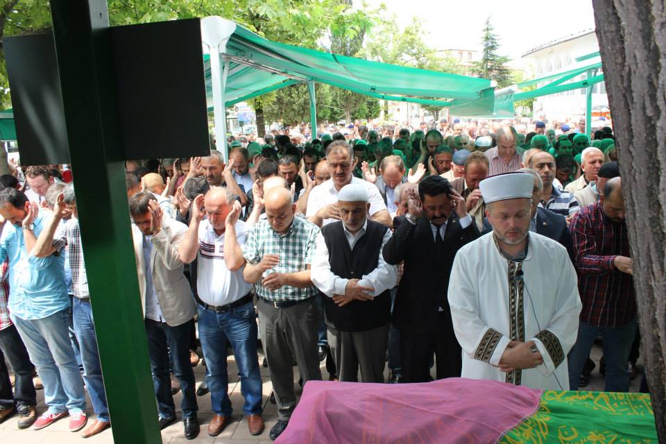 Sarı ailesinin acı günü