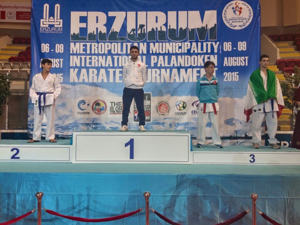 Karate Milli Takım Sporcusu Ateş Erzurum’u yaktı