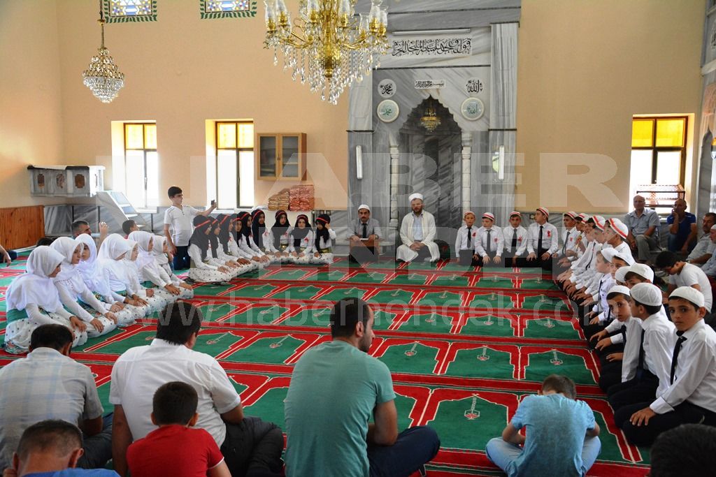 Hamitli’de Minik Talebeler için Hatim Cemiyeti yapıldı