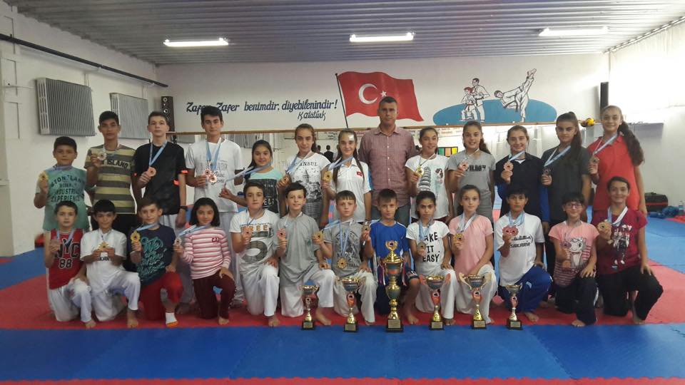 Karate Takımı Şampiyon