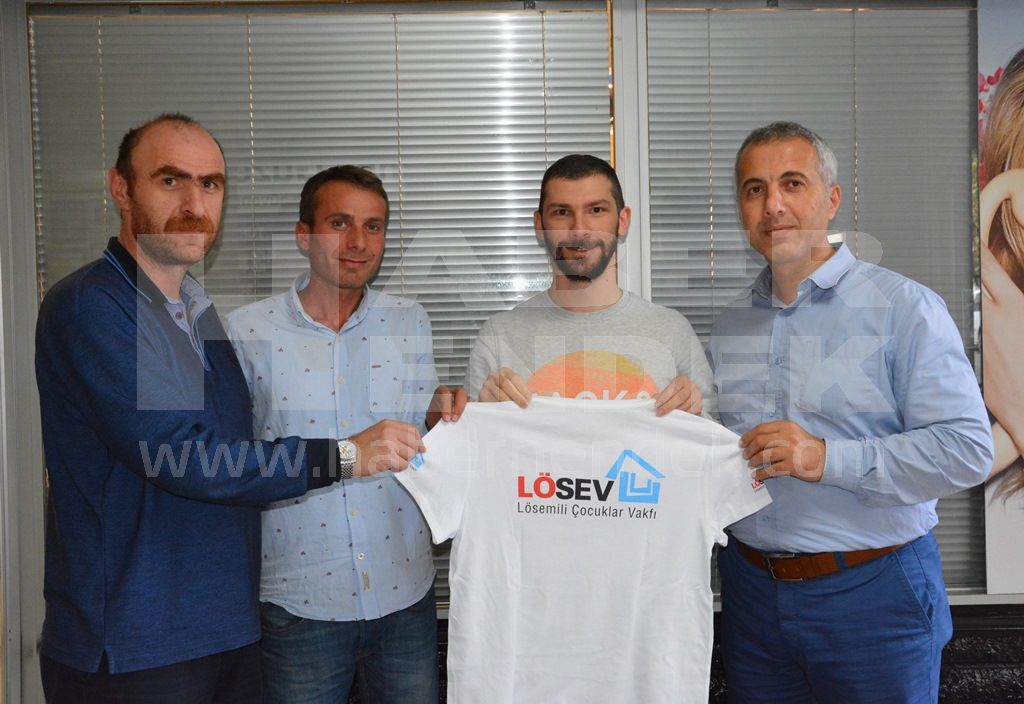 Koç, Lösemili Çocuklar Adına Maratona Katılacak