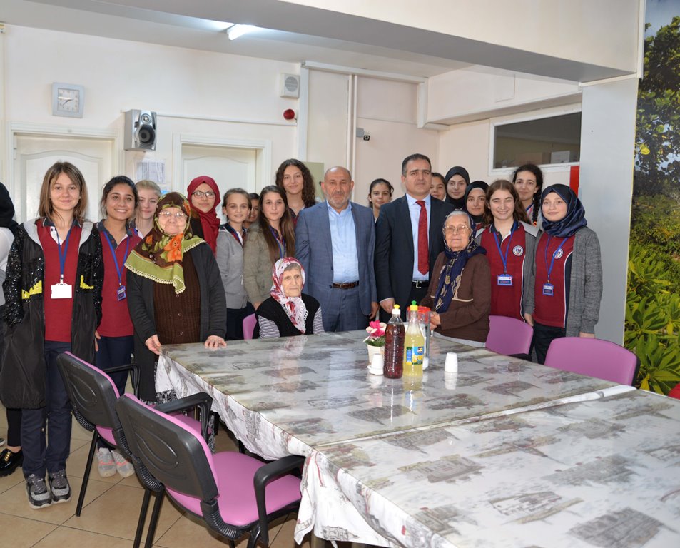 Huzurevinde Aşure Günü