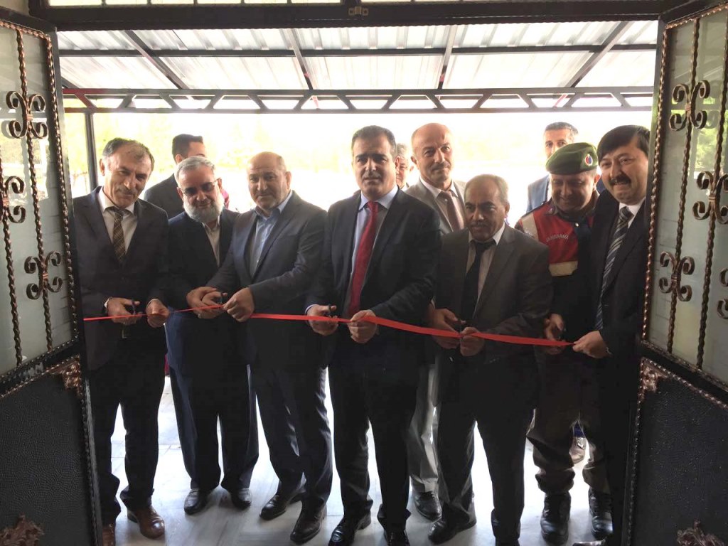 Yeşilyurt İmam Hatip Ortaokulu açıldı