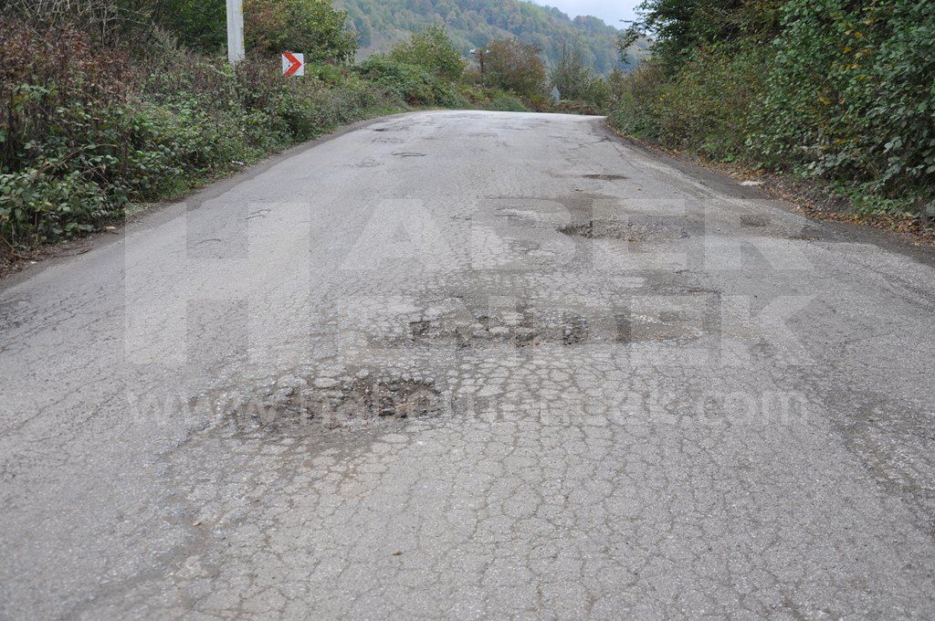 Dikmen Grup Yolu Yama Çalışması Başladı