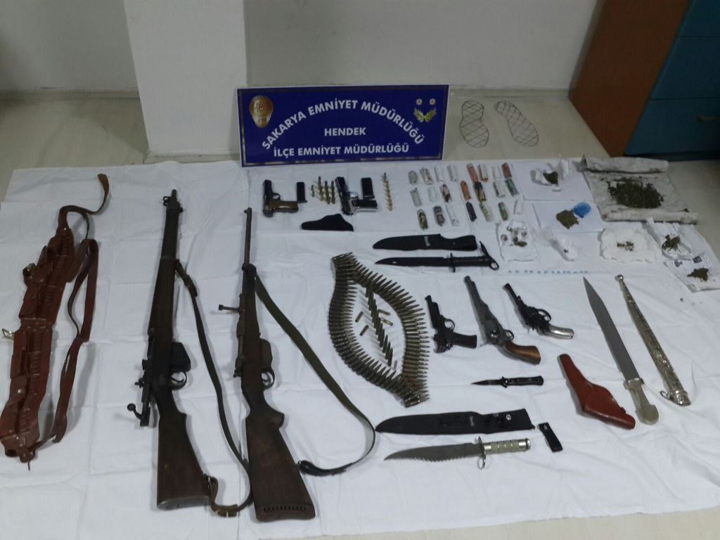 Hendek Polisinden Tarihi Operasyon
