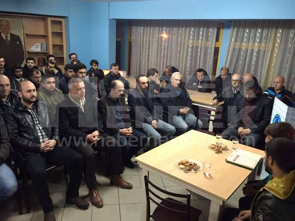 Hendek’te Ülkücüler Hocalı’yı Dualarla Andılar