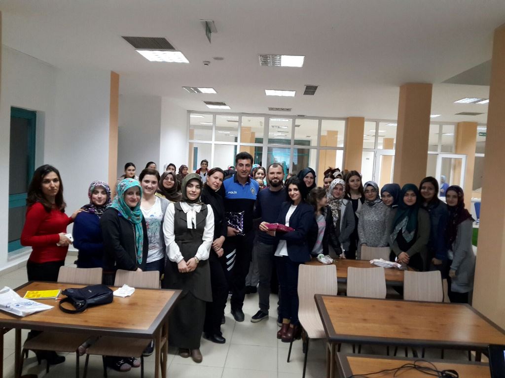 KYK’DA, UYUŞTURUCU SEMİNERİ VERİLDİ