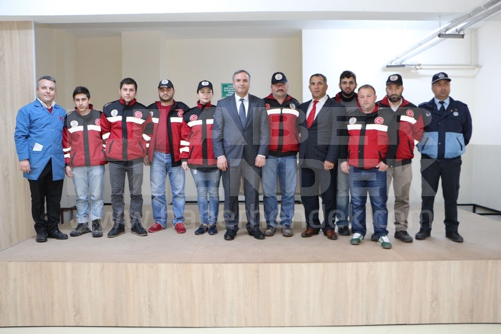 Hakut Öğrencileri Bilinçlendiriyor