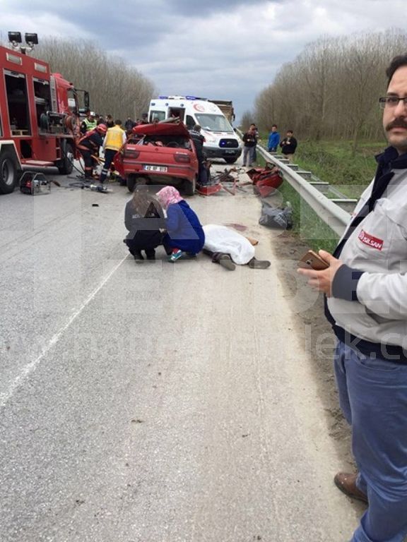 D-100 Karayolunda Feci Kaza, 4 ölü, 2 yaralı