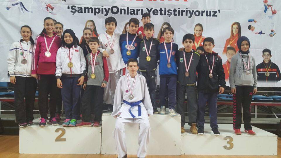 Karate Yıldızlar Okullar Seçmesi Sona Erdi