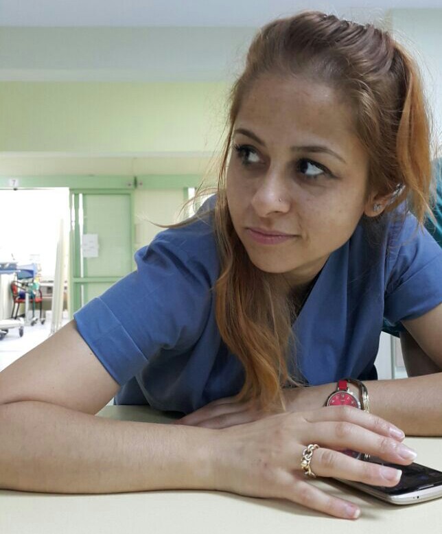 Hendek’li Genç Doktor Kazada Ağır Yaralandı.