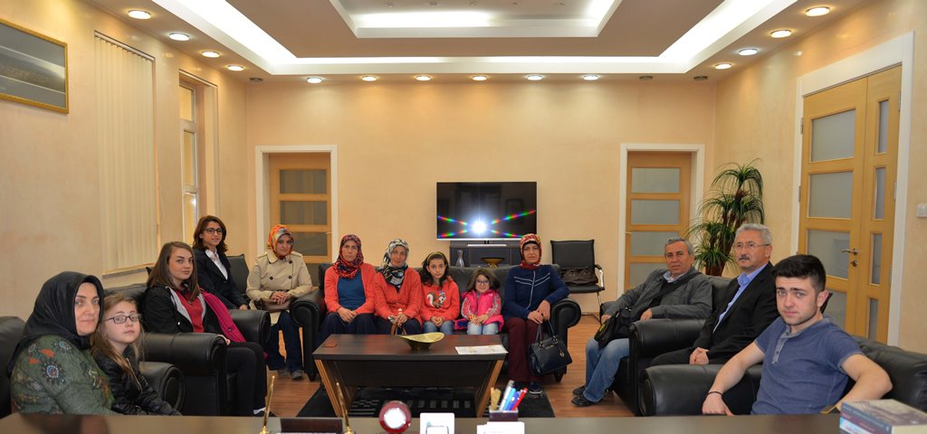 Çölyak hastaları Belediyeyi ziyaret etti