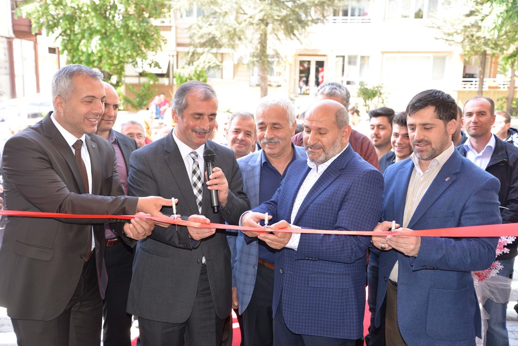 Bayındır Mobilya açıldı