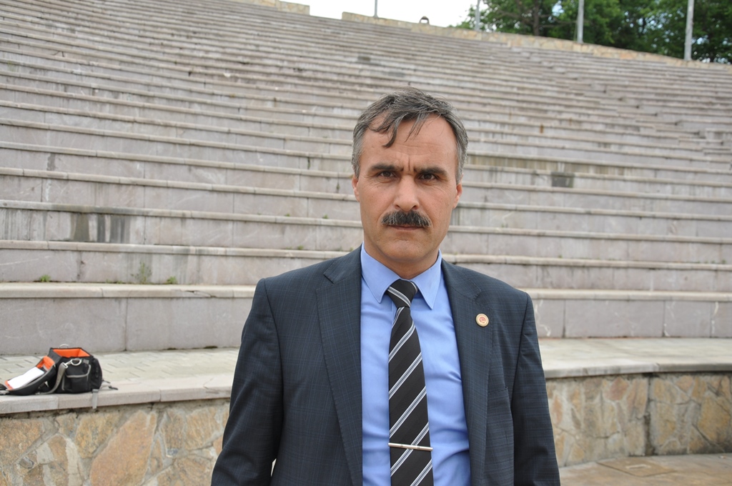 Dikmen Muhtarı İsyan Etti