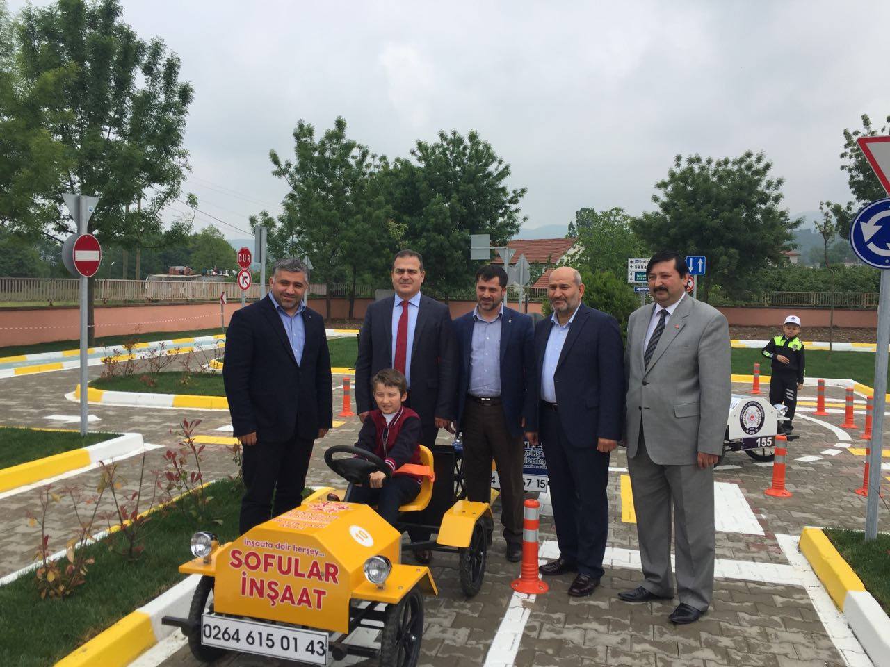 Yeniyüzyıl İlkokulunda Trafik Park Açıldı