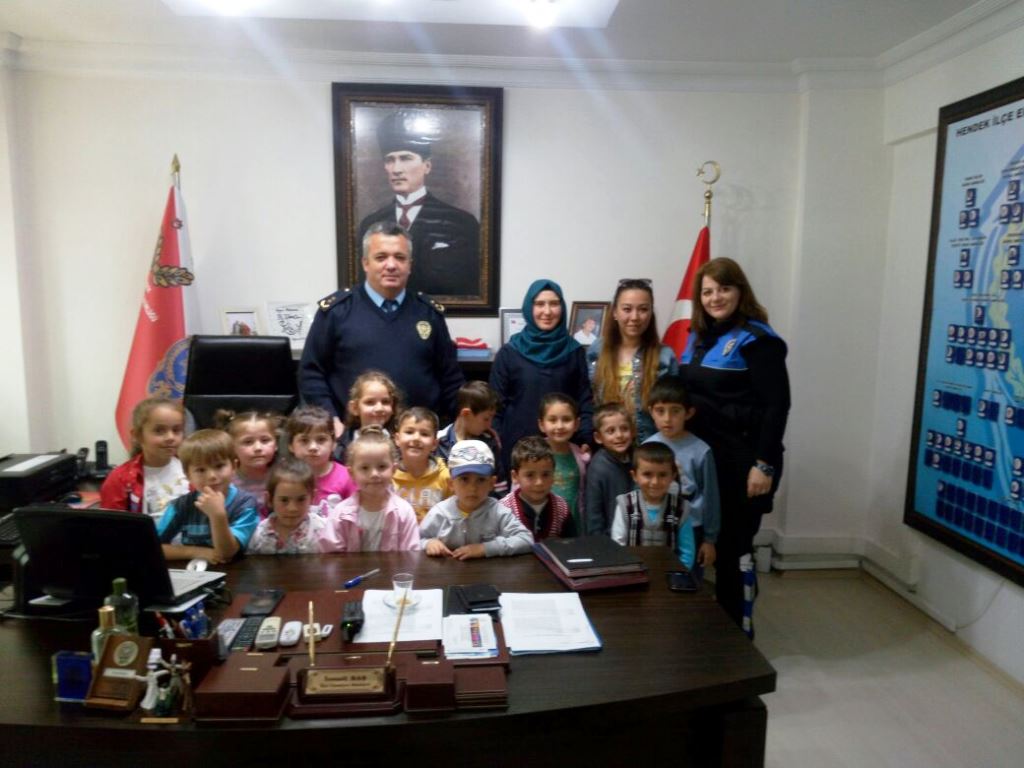 Minik Öğrenciler Emniyeti Çok Sevdiler