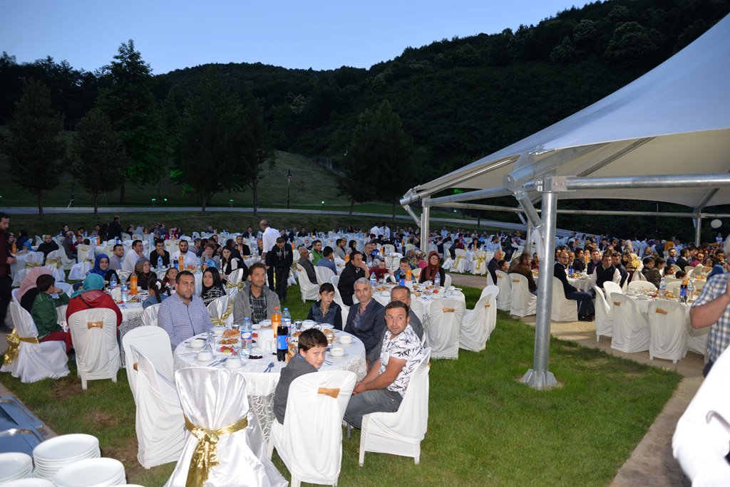 Hendek Belediye Personeli iftarda biraraya geldi