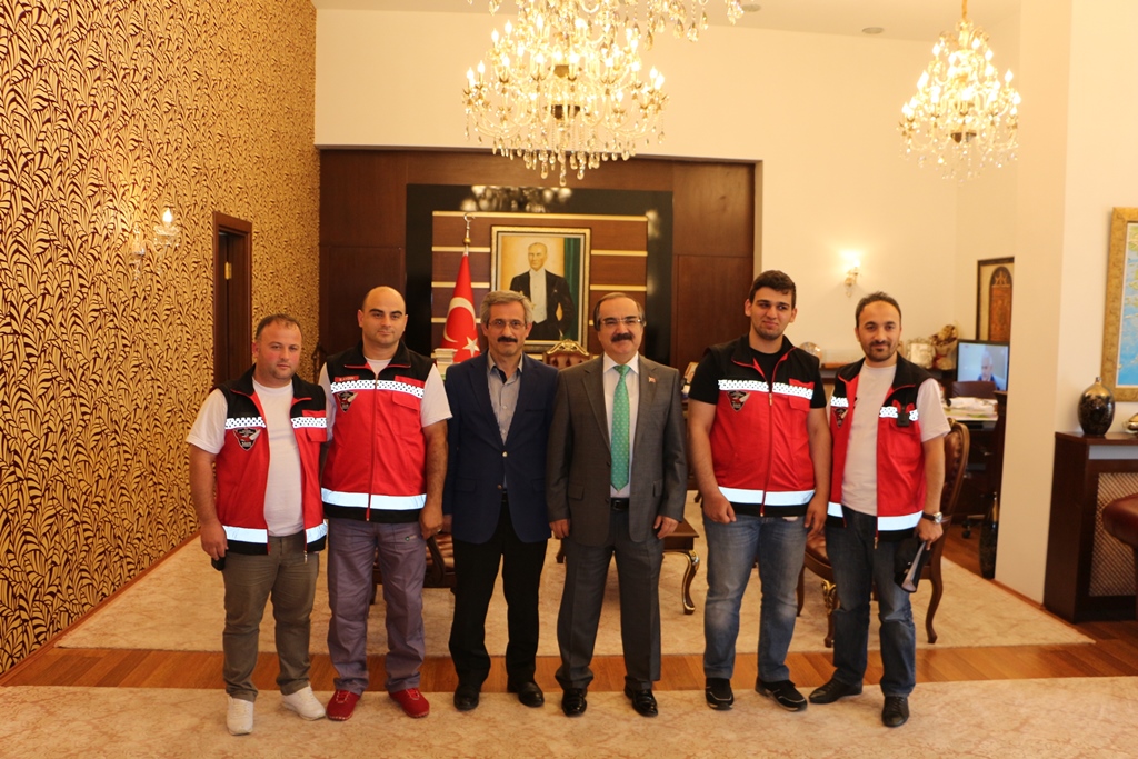 Sake’den Vali Coş’a Ziyaret
