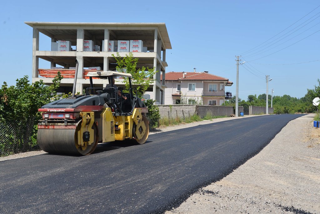 Hendek Belediyesi asfalt sezonunu başlattı