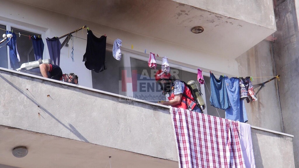 Hendek Başpınar mahallesi Selvidibi sokakta yangın