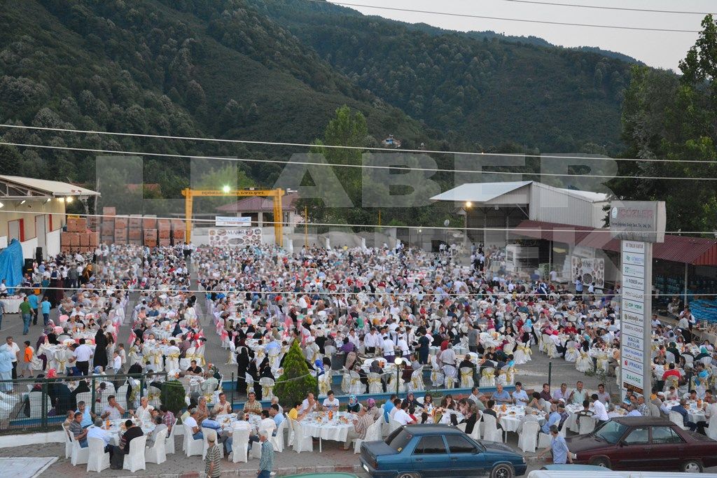 İçözlerden Geleneksel İftar