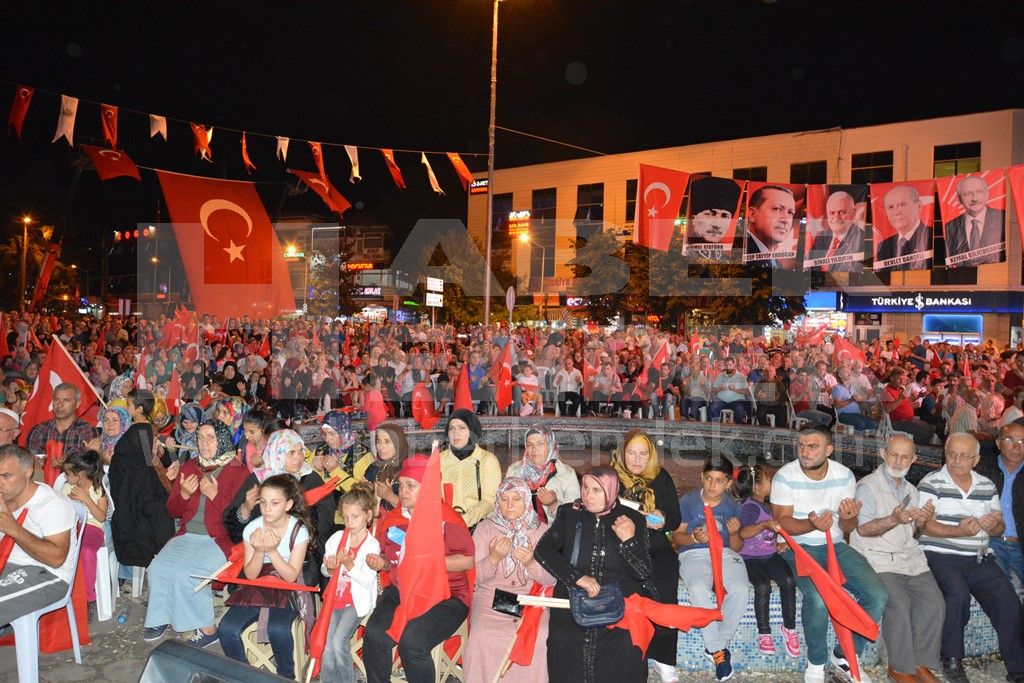 Demokrasi Nöbeti Tutan Hendek Halkına Teşekkür Ettiler