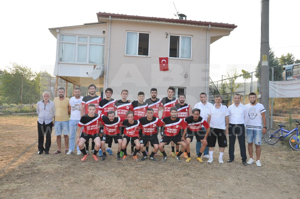 Hendek Boğazspor Sahaya İndi