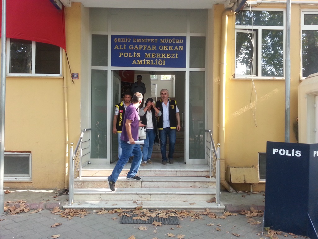 Hırsızlık Yapamadan Kapana Kıstırıldılar