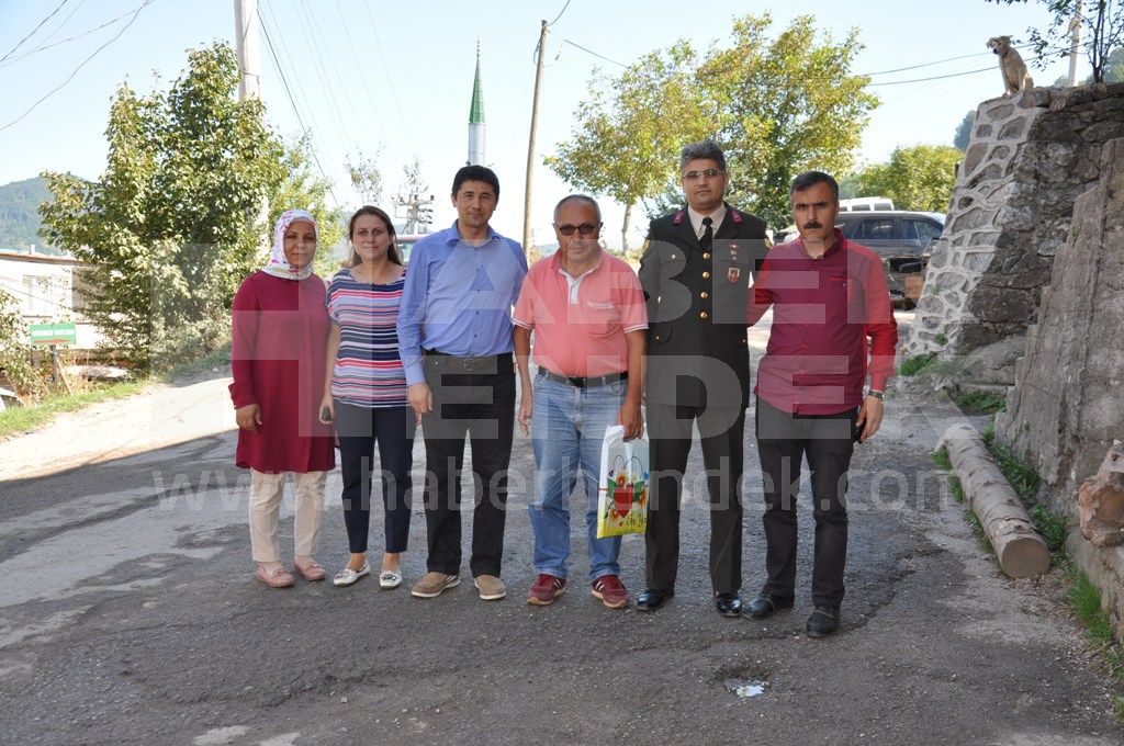 Bayram Öncesi Gazi Ve Şehit Ailelerine Ziyaret