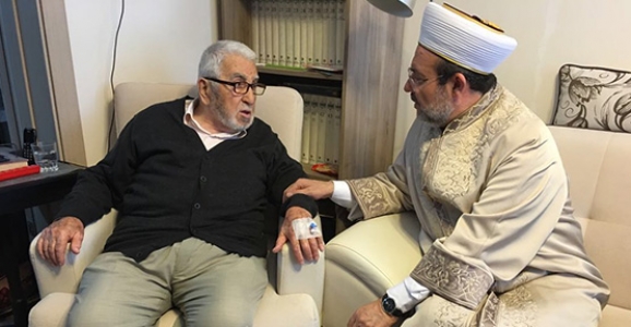 Diyanet İşleri Başkanı Görmez, Hocası Cerrahoğlu'nu Ziyaret Etti