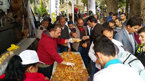 AKPRES BAŞARISINI VATANDAŞLAR İLE PAYLAŞTI
