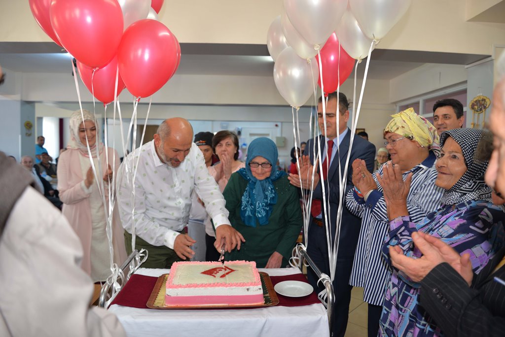 Yaşlılarımız unutulmadı