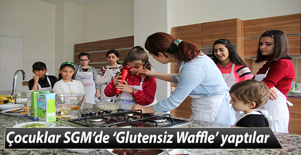 Çocuklar SGM’de ‘Glutensiz Waffle’ yaptılar