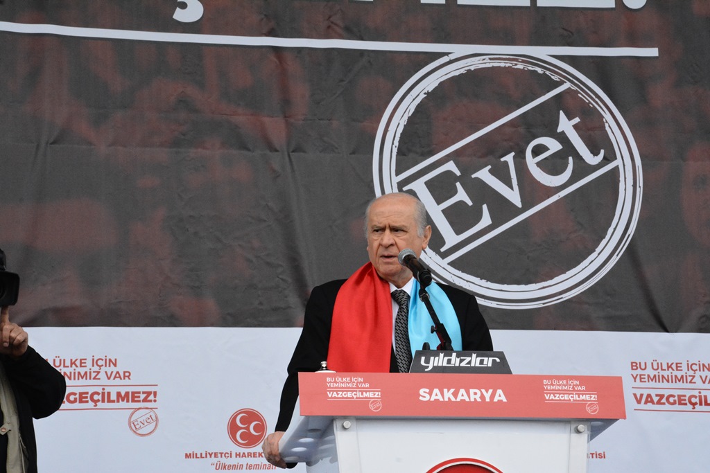 MHP'nin Lideri Bahçeli Sakarya'dan Seslendi