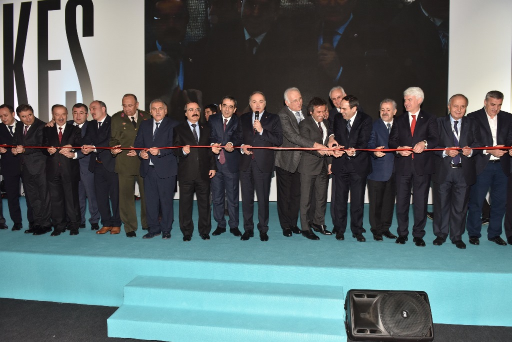 Bakan Faruk Özlü Hendek'te 40 milyon dolarlık yatırımın açılışını yaptı