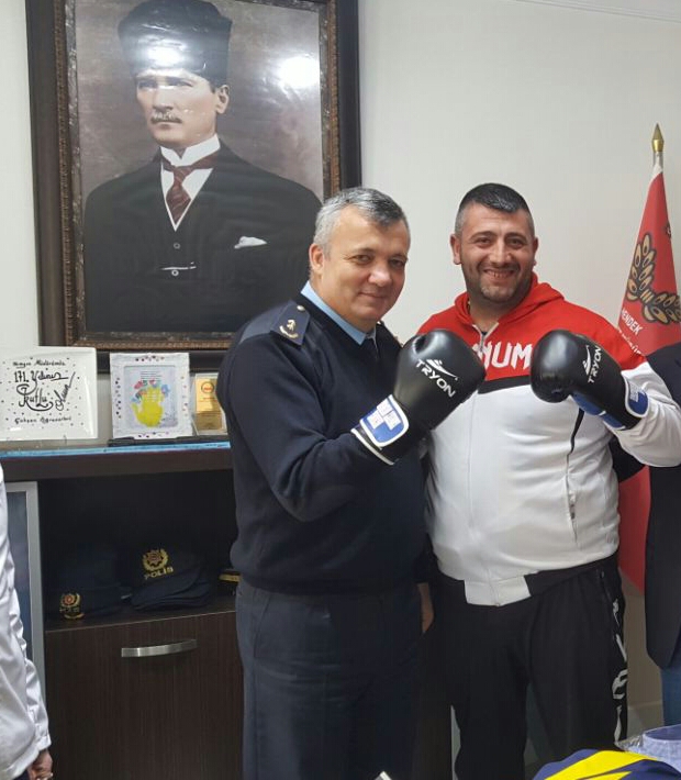 Muay Thai Kulübünden Emniyet Müdürü Baş’a Ziyaret