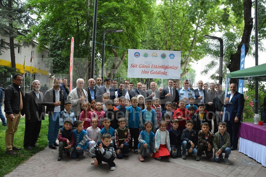 Hendek’te Süt Günü Etkinliği Düzenlendi