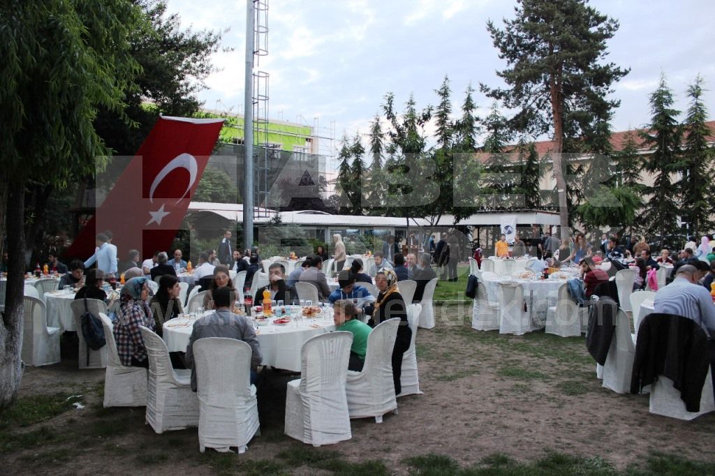 Hendek Eğitim Fakültesi İftarda Buluştu
