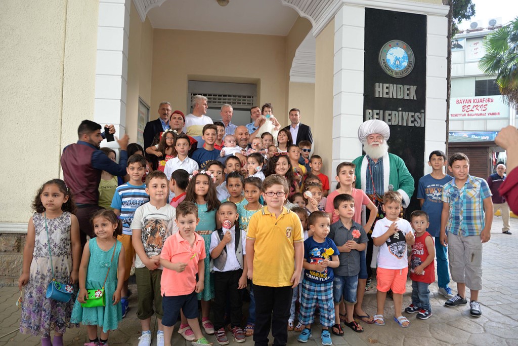 Çocuk bayramlaşması Bayramın 1. günü