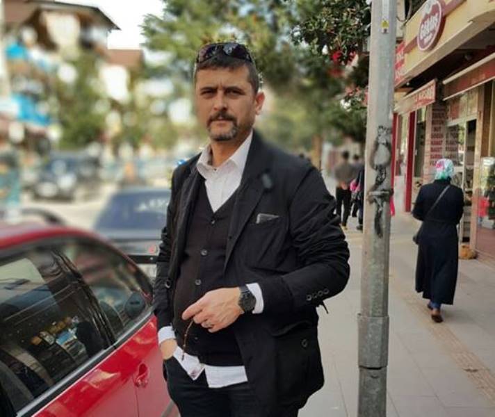 Yolda Fenalaşan Mustafa Dertli Hayatını Kaybetti