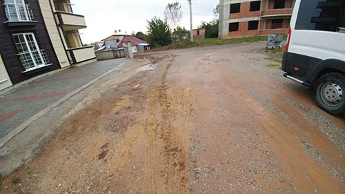 SARIDEDE MAHALLESİNDEN YOL ŞİKAYETİ