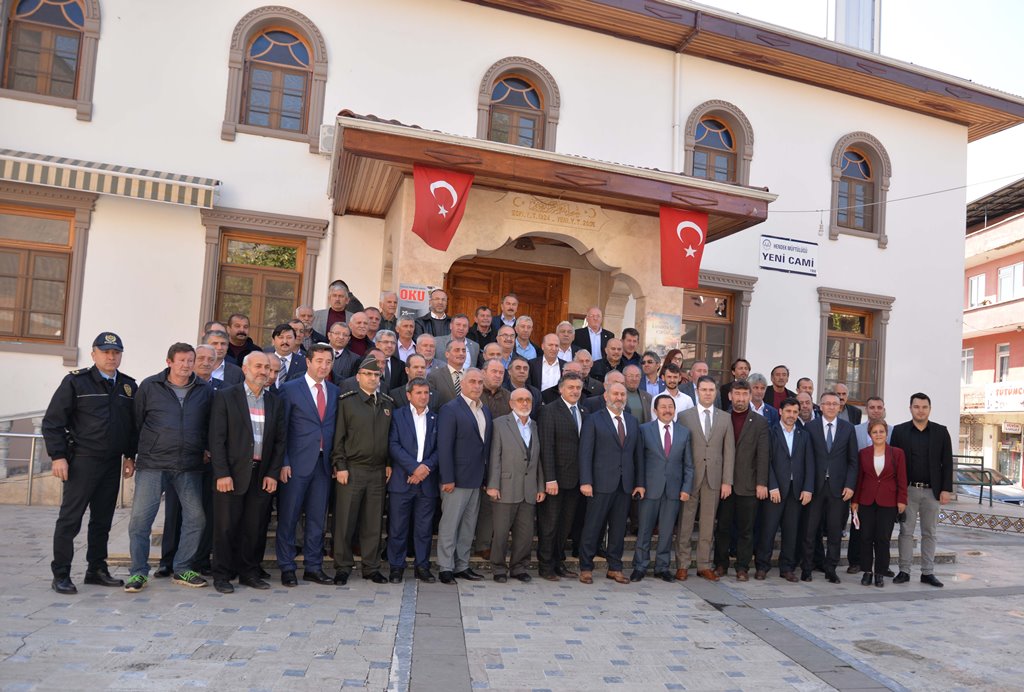 Vali Balkanlıoğlu Hendekli muhtarları dinledi