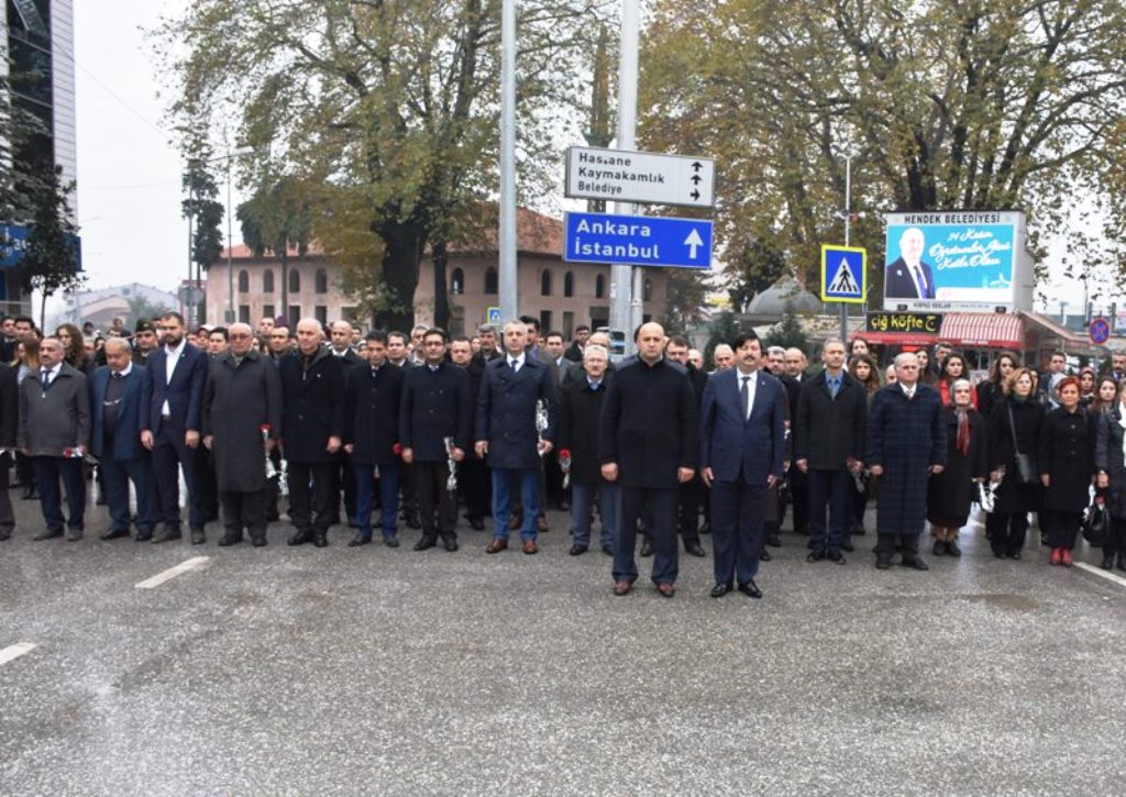 Öğretmenler Günü Hendek’te Kutlandı