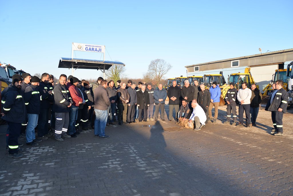 Püsküllü, Garaj Personeli İle Biraraya Geldi